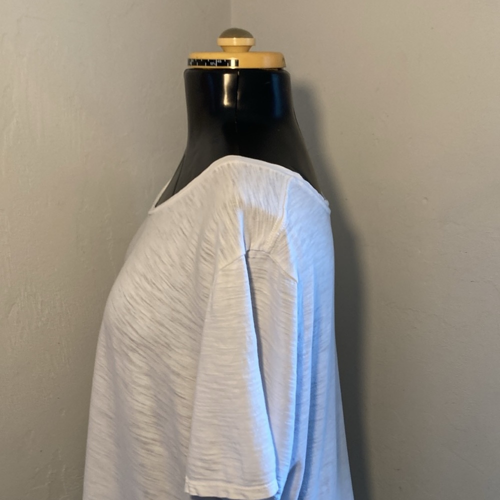 Old Navy Everywhere “Calla Lily” Shirt - Picture 5 of 15